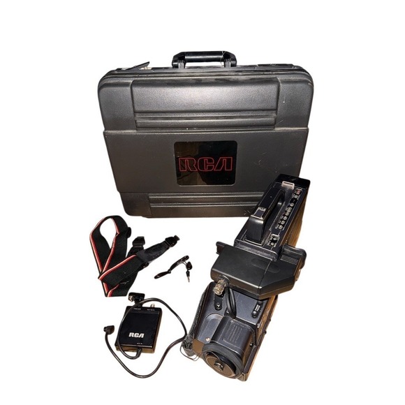RCA Other - RCA VHS HQ Camcorder Solid State Image Sensor w/ Hard Case & Accessories vintage